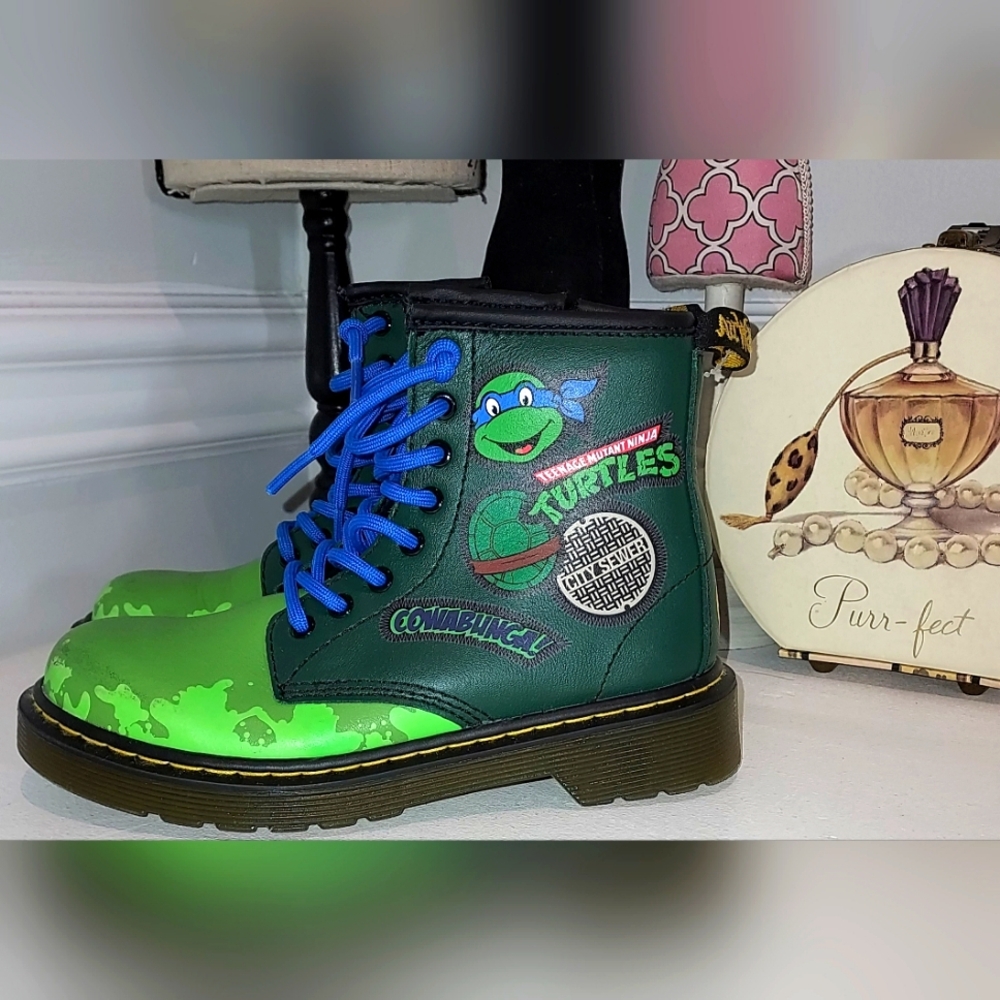 Teenage Mutant Ninja Turtles Dr Martens Leonardo Boots NWOB Sz 13 Boys